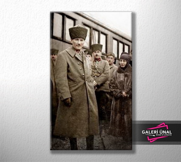 Kalpaklı Atatürk Poster
