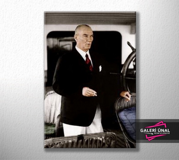 Atatürk Savarona' da