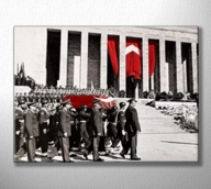 Atatürk'ün Naaşı Anıtkabir'e Taşınırken